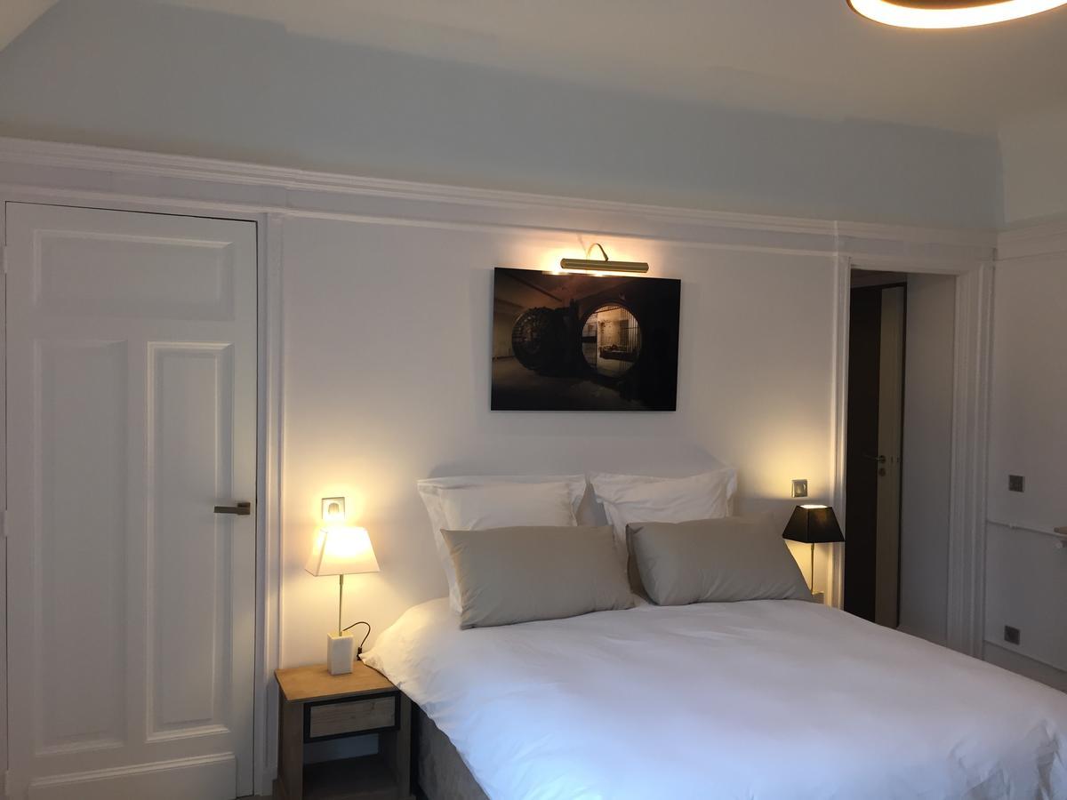 Appartement Champs Elysees Paris Exteriör bild