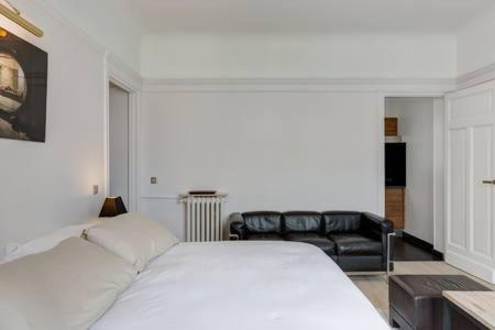 Appartement Champs Elysees Paris Exteriör bild